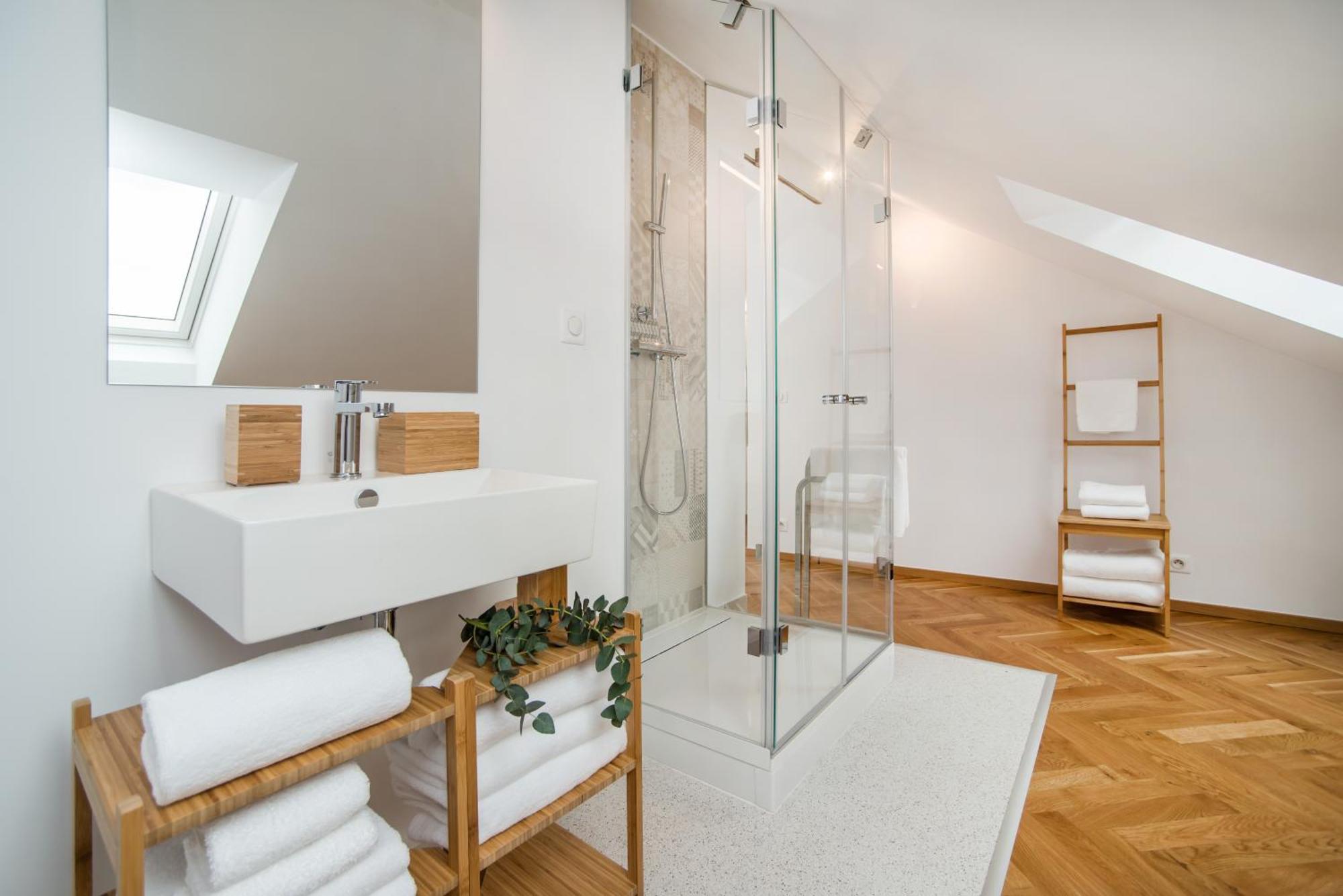 Apartment Large And Modern In The Heart Of Prague